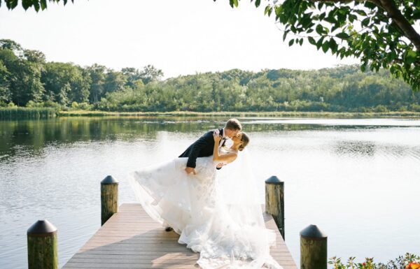 Pops of Hot Pink Completed This Elegant Wedding at The Shore