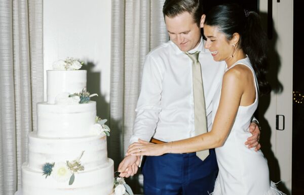 A Lakeside Wedding With a Simple and Serene Vibe