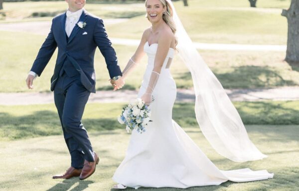 Modern Coastal Vibes at This Linwood Country Club Wedding