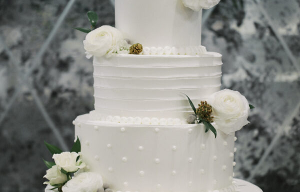 A Winter Wedding With a Very Merry Dance Floor