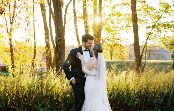 A ‘Refined Rustic’ Aesthetic Created An Elegant Autumn Big Day