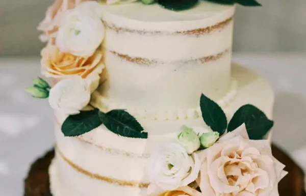 A Micro-Wedding at Deep Cut Gardens Full of Natural Beauty