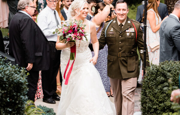 A Wedding at the Bride’s Parents’ Home Let This Couple Make It All Their Own
