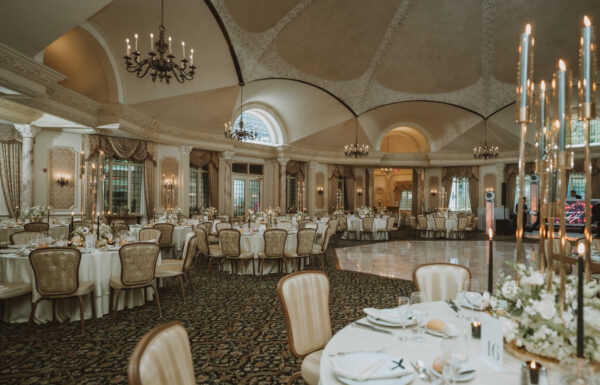 This Couple Got Married at The Same Venue Where They First Met