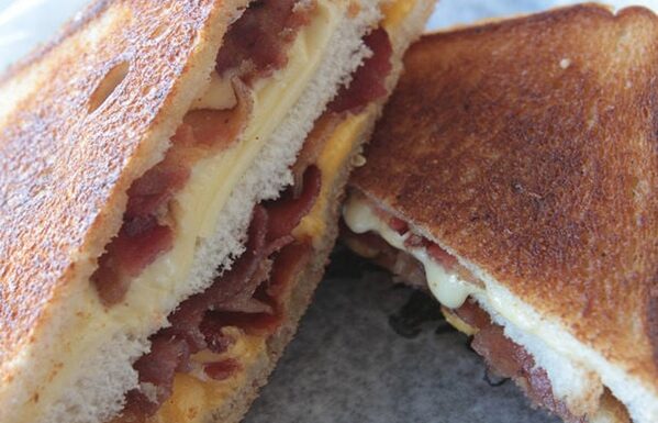 Grilly Cheese Food Truck Gallery 16