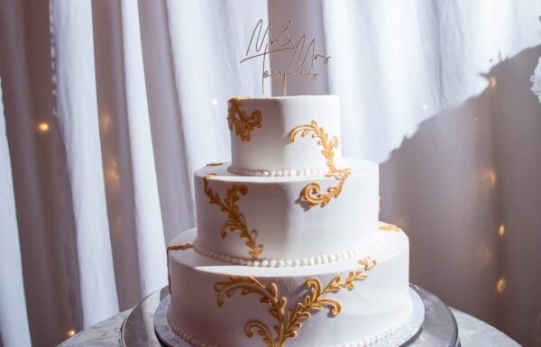 A Lovely Winter Wedding at an All-In-One Venue
