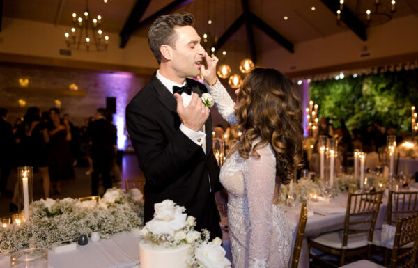 “Hints of Gold in Everything” at This Natirar Wedding