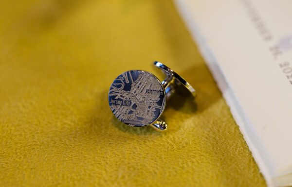 “Hints of Gold in Everything” at This Natirar Wedding