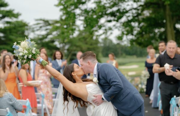 This Wedding Photographer’s Big Day Had a Coastal-Chic Vibe