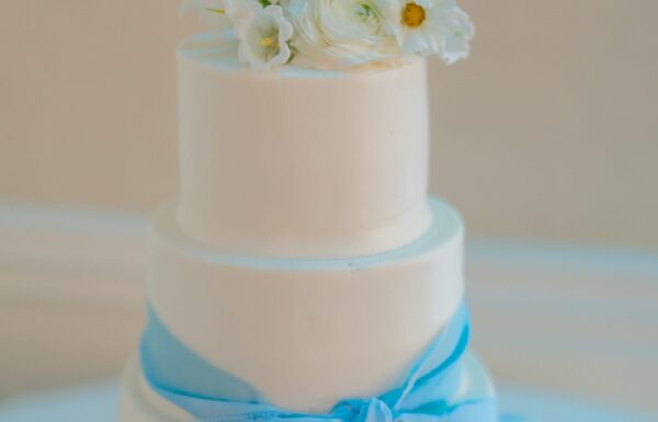 This Wedding Photographer’s Big Day Had a Coastal-Chic Vibe