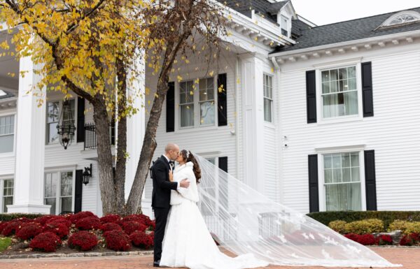 A Beautiful Big Day With Pops of Lavender and Deep Blue