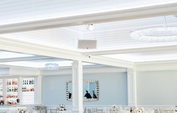 A Chic, Romantic Late-Summer Wedding at the Shore
