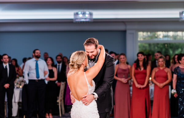A Chic, Romantic Late-Summer Wedding at the Shore