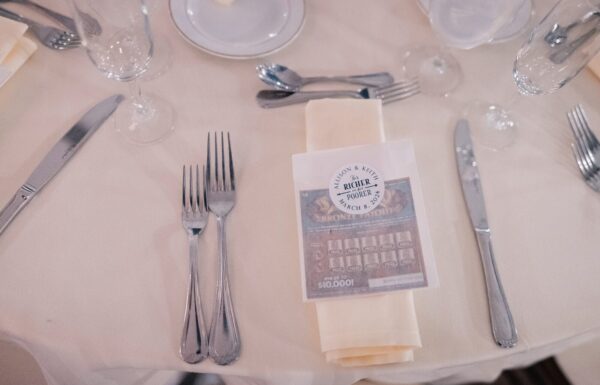 A Modern Meets Rustic Wedding at a Charming Inn