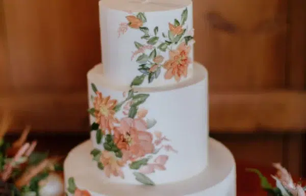 A Food Truck Frenzy and Boho Vibe For This Fall Vineyard Wedding