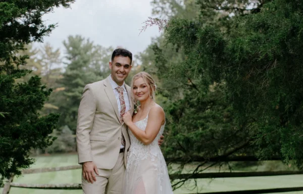 A Food Truck Frenzy and Boho Vibe For This Fall Vineyard Wedding