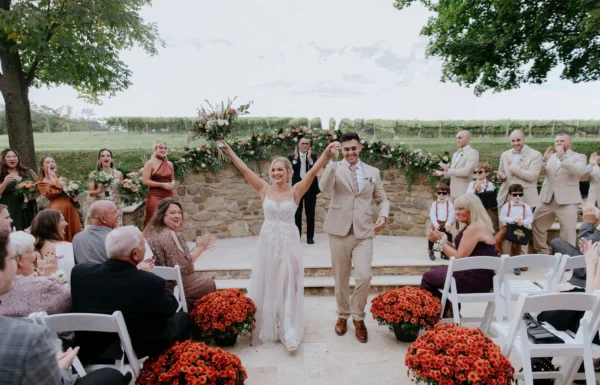 A Food Truck Frenzy and Boho Vibe For This Fall Vineyard Wedding