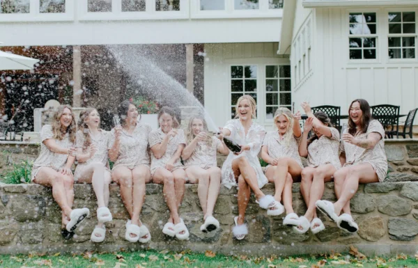 A Food Truck Frenzy and Boho Vibe For This Fall Vineyard Wedding