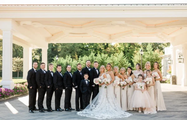 A Glamorous Big Day at This Couple’s “Dream Venue”
