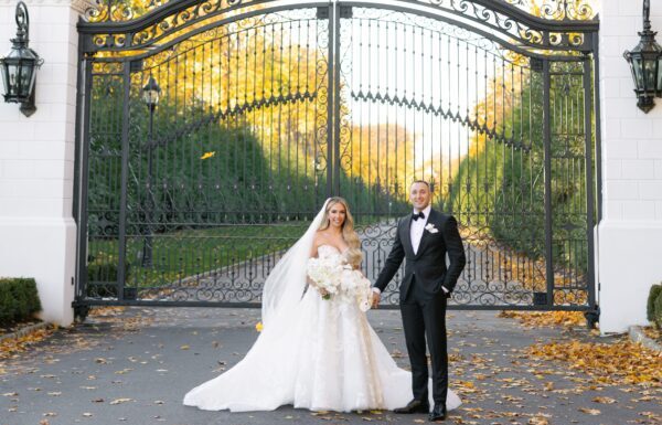 Historic Charm Combined With Modern Elegance at This Shadowbrook Wedding