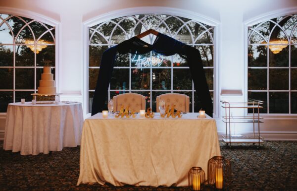 An Elegant and Romantic Wedding With Pops of Blue, Red and Gold