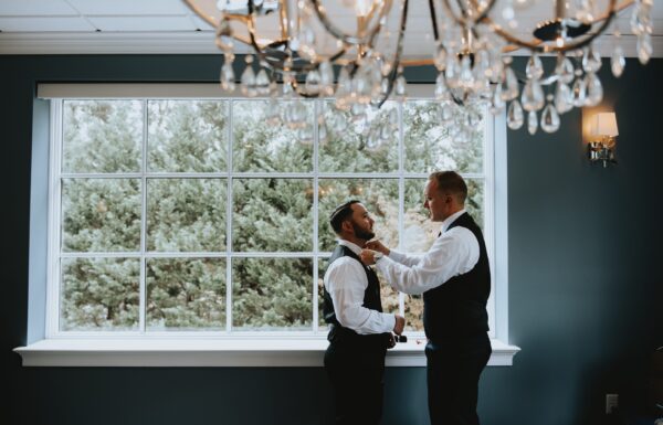 An Elegant and Romantic Wedding With Pops of Blue, Red and Gold