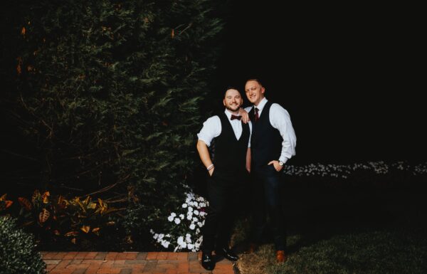 An Elegant and Romantic Wedding With Pops of Blue, Red and Gold