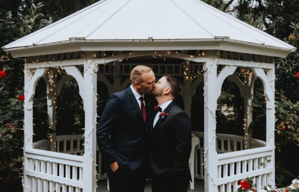 An Elegant and Romantic Wedding With Pops of Blue, Red and Gold