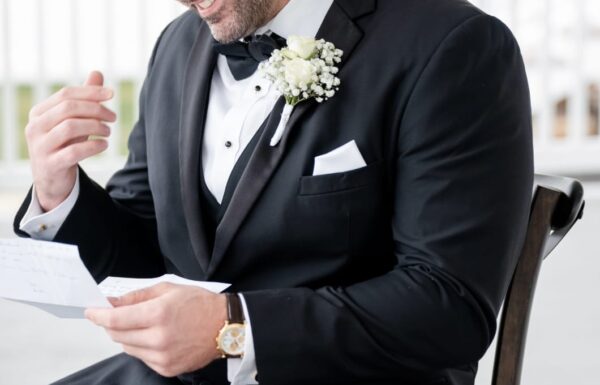 An Elegant New Year’s Eve Wedding at the Shore Focused on Faith & Family