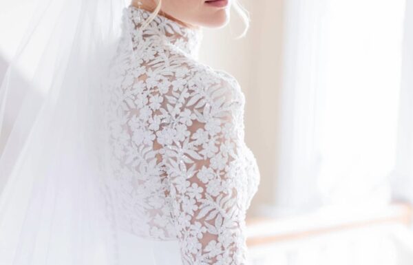 An Elegant New Year’s Eve Wedding at the Shore Focused on Faith & Family