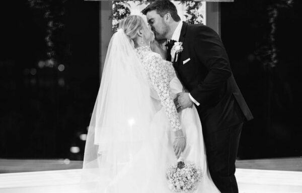 An Elegant New Year’s Eve Wedding at the Shore Focused on Faith & Family