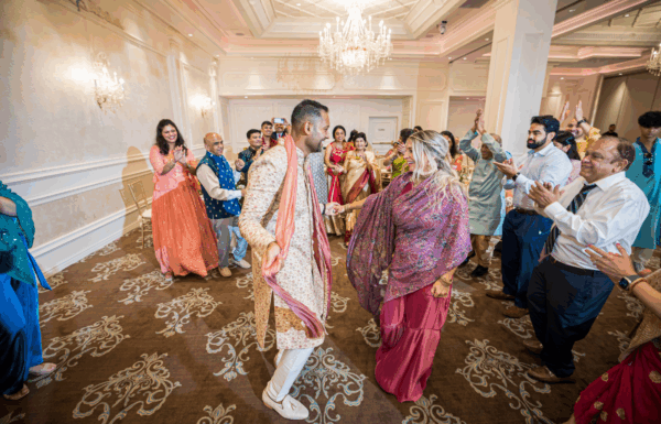 A Magical Summertime Park Villa Wedding