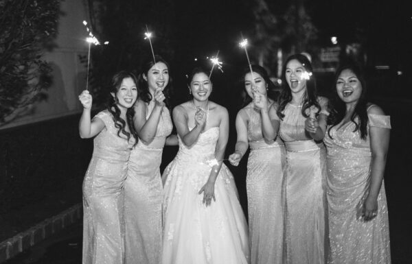All White Florals & An Impressive First Dance at The Venetian