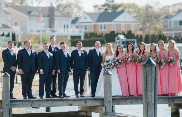 This Wedding Embraced the Bride and Groom’s Love of the Shore