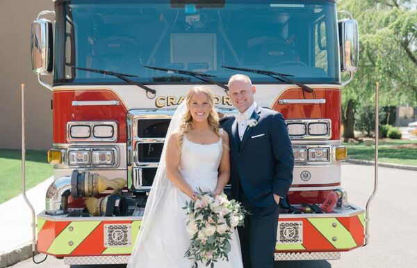 This Wedding Embraced the Bride and Groom’s Love of the Shore