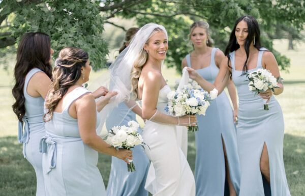 Modern Coastal Vibes at This Linwood Country Club Wedding