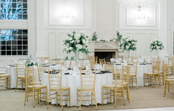A Dreamy Winter Wedding at the Estate at Florentine Gardens