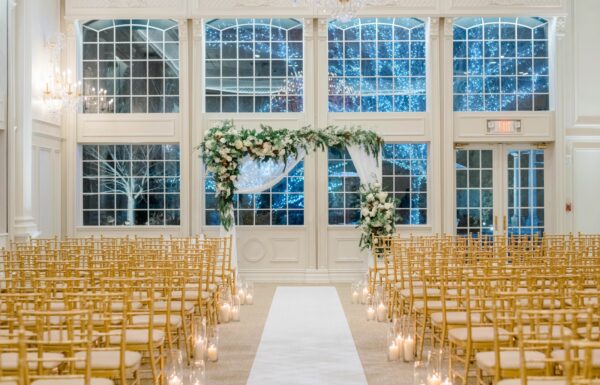 A Dreamy Winter Wedding at the Estate at Florentine Gardens