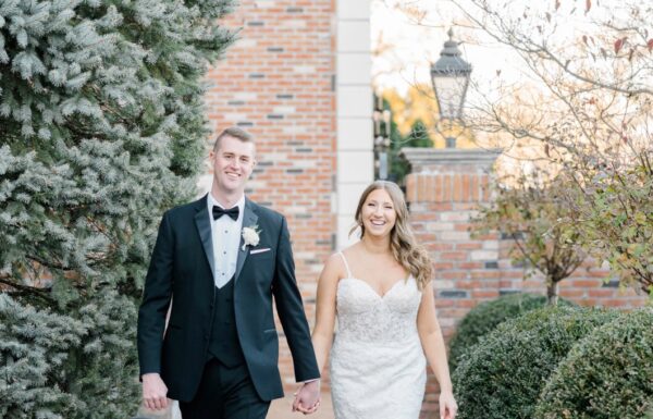 A Dreamy Winter Wedding at the Estate at Florentine Gardens