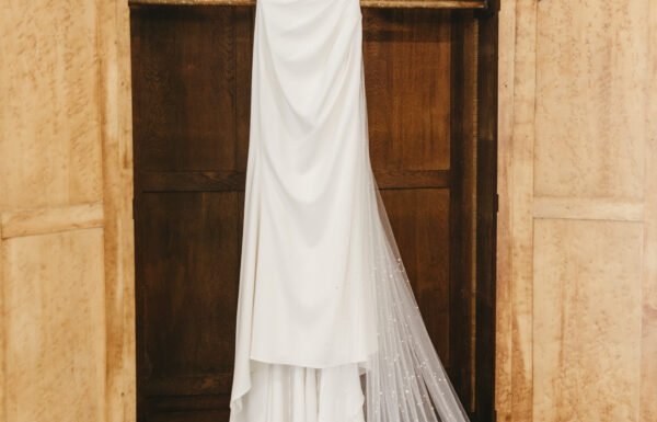 Crisp Linens, Lush Florals and Candlelit Tables at This Elegant Park Savoy Wedding