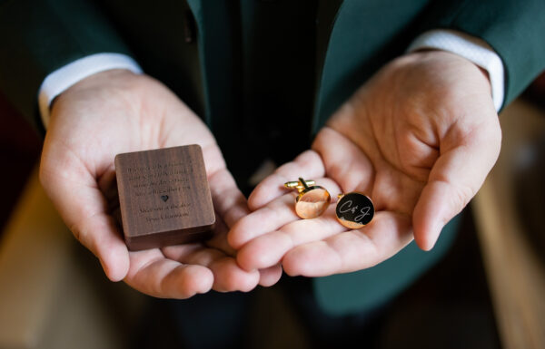 A Christmas-Inspired Wedding “Straight Out of a Hallmark Movie”