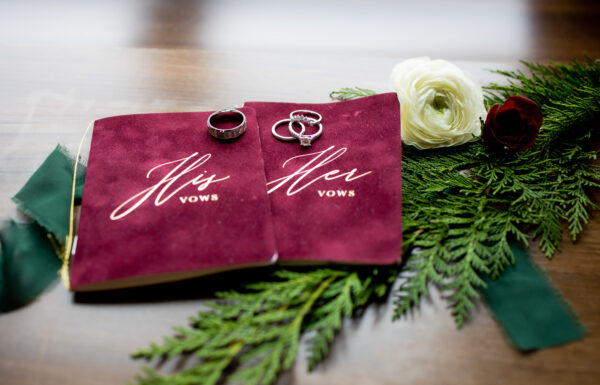 A Christmas-Inspired Wedding “Straight Out of a Hallmark Movie”