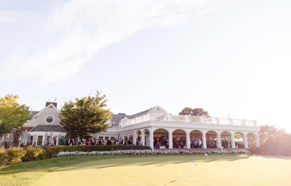 These Golf Lovers Had a ‘Garden Party’ Wedding at Hackensack Golf Club