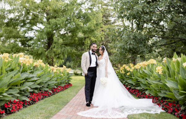 Matthew & Gabrielle at Pleasantdale Chateau