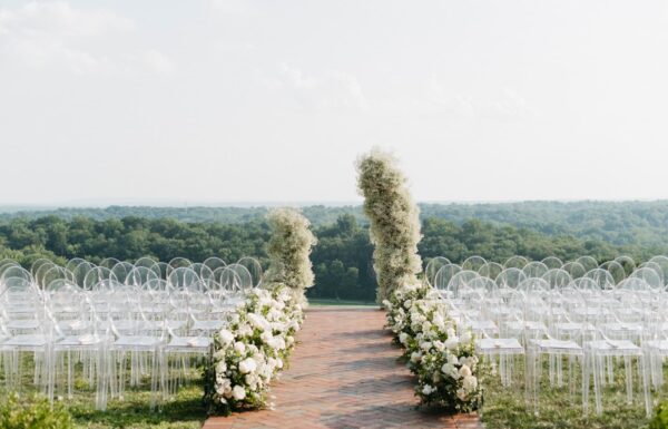 A Romantic Natirar Wedding With Overflowing White Roses