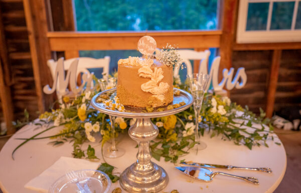 Food Trucks, Local Craft Beer And Barnyard Animals at This Farm Wedding
