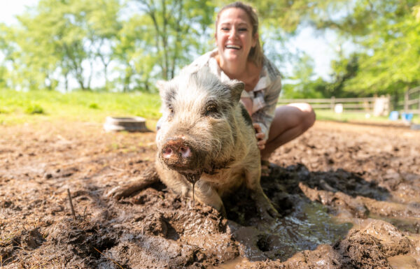 Food Trucks, Local Craft Beer And Barnyard Animals at This Farm Wedding