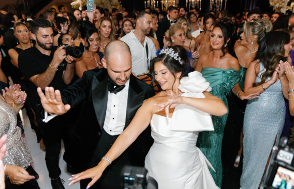 A Standout Sweetheart Table at This Black-And-White Wedding