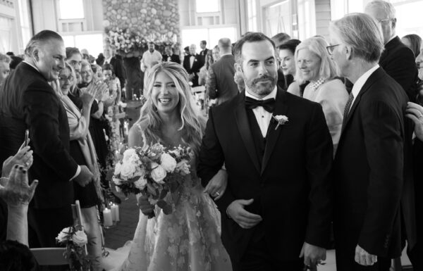 High School Sweethearts Tie the Knot in a Minimalist Coastal-Chic Wedding