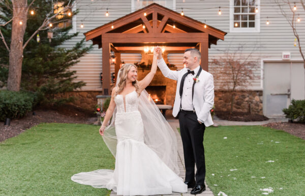 A Christmas-themed wedding at Olde Mill Inn in Basking Ridge, New Jersey.